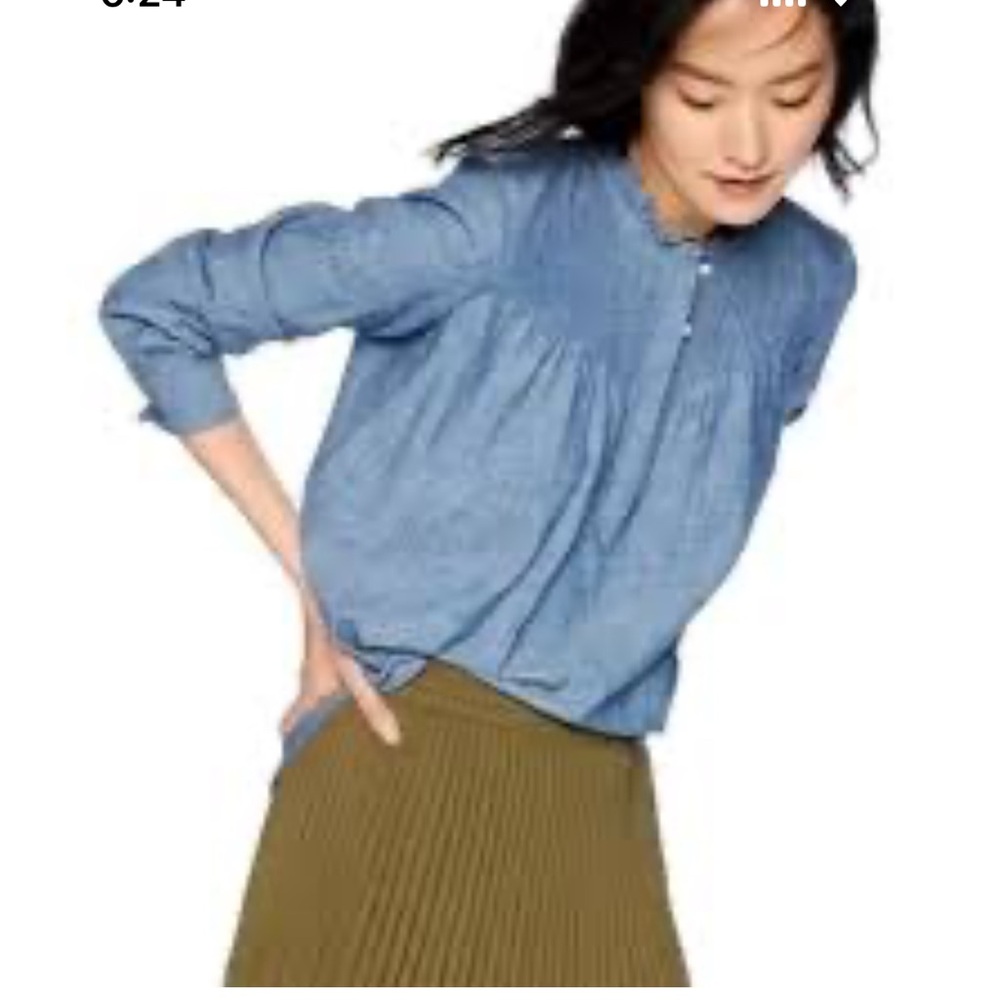 J. Crew Mercantile Blue Chambray Pintuck Button-Up Long Sleeve Top Size 4